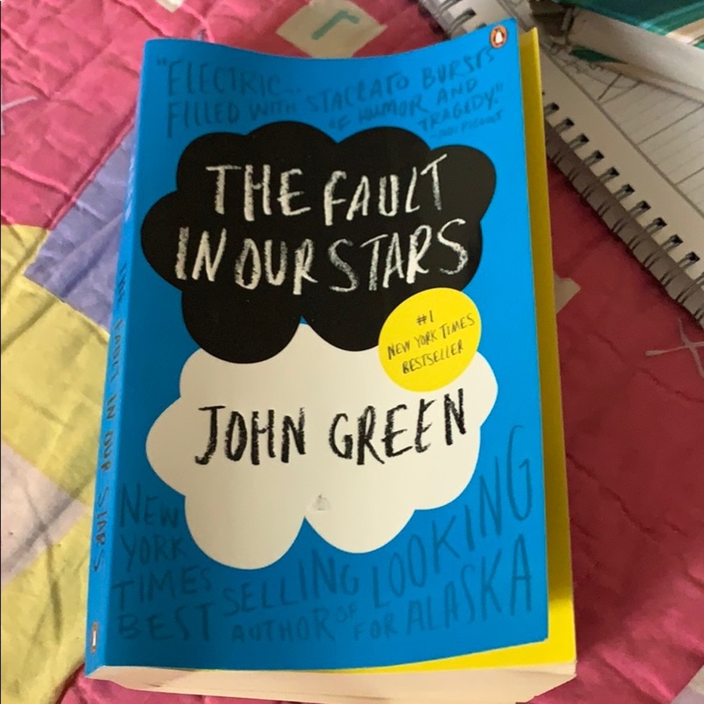 The Fault in our stars by John Green Used Cond